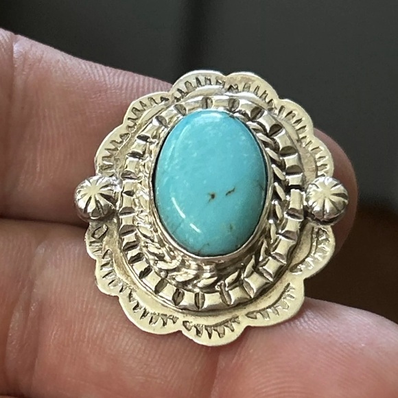 STERLING SILVER NATIVE AMERICAN SIGNED CONCHO STYLE TURQUOISE RING SZ 8.5 .925 - Picture 8 of 10